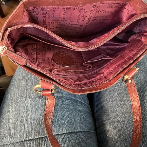 Vintage Burgundy Genuine Leather Gold Toned Hardware Satchel Handbag - Picture 6 of 12